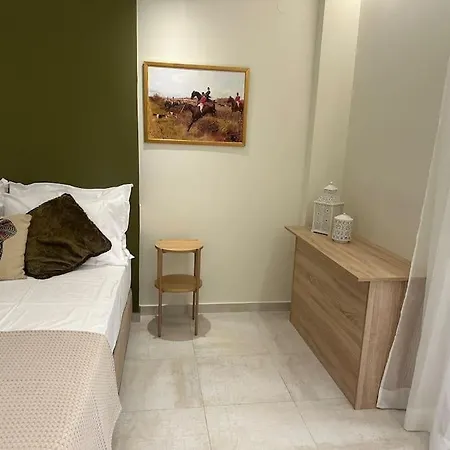 Eclectic Near Downtown דירה *