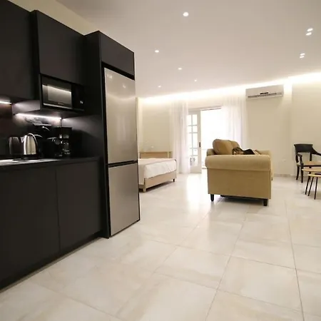 דירה Eclectic Near Downtown *