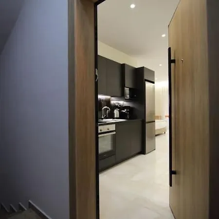 דירה Eclectic Near Downtown *